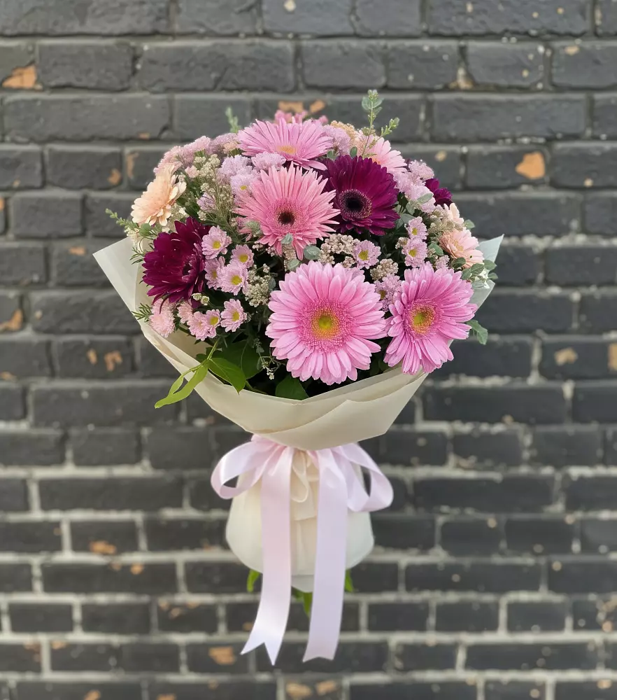 Букет цветов из: Герберы и Хризантемы в Пуршево