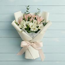 Букет цветов из:  Альстромерии в Пуршево