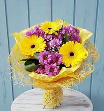 Букет цветов из:  Хризантемы и Герберы в Пуршево