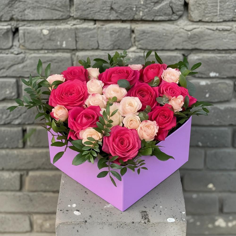 Цветочная композиция из Розы в коробке в Пуршево