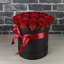 Цветочная композиция из Розы в шляпной коробке в Пуршево