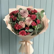 Букет цветов из:  Гвоздики и Розы в Пуршево