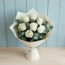 Букет Белые розы в Эвкалипте в Пуршево